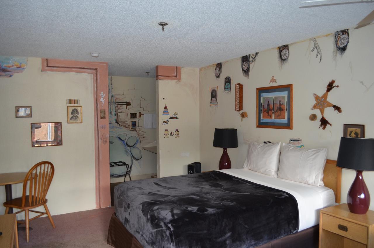 Deep Creek Motel Running Springs Экстерьер фото