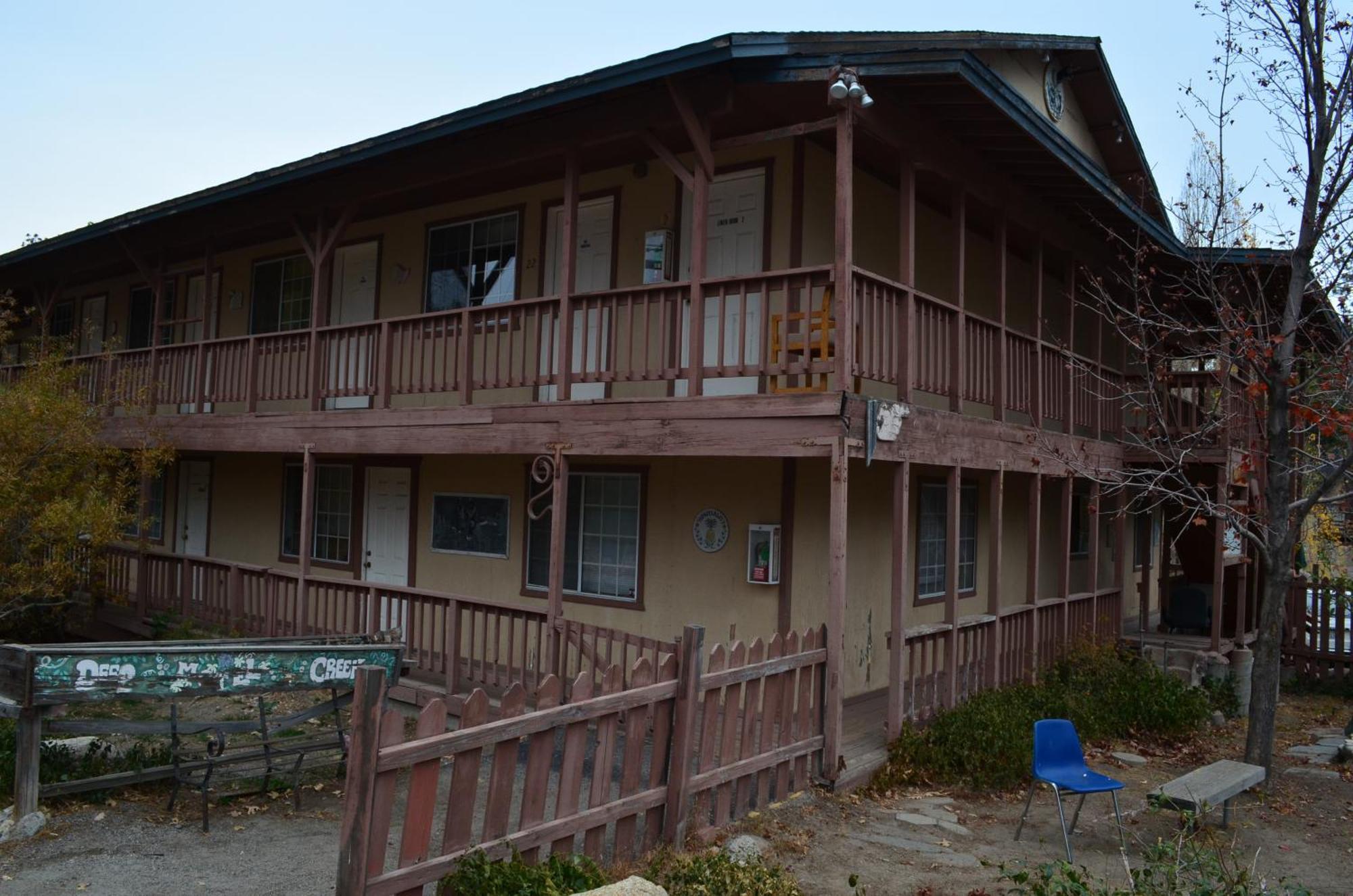 Deep Creek Motel Running Springs Экстерьер фото