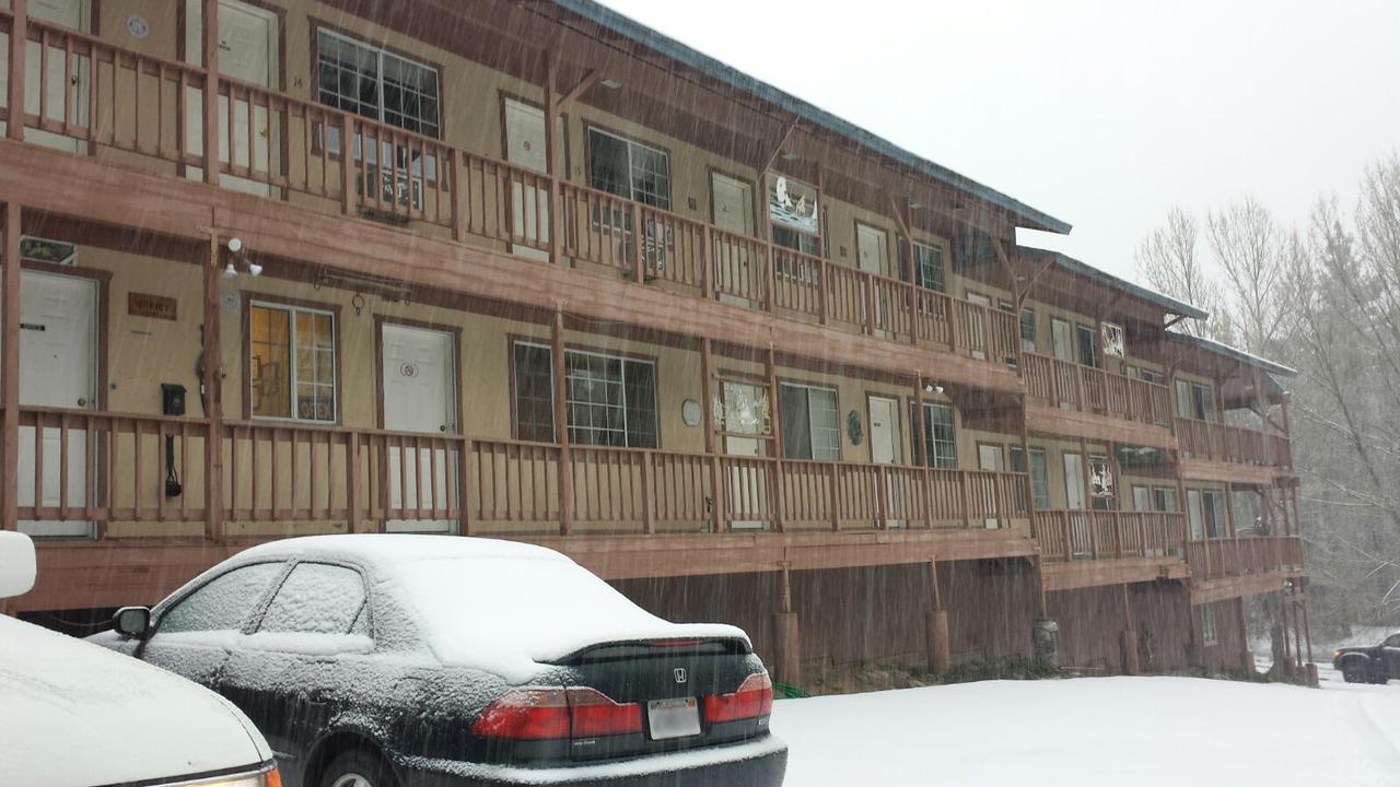 Deep Creek Motel Running Springs Экстерьер фото